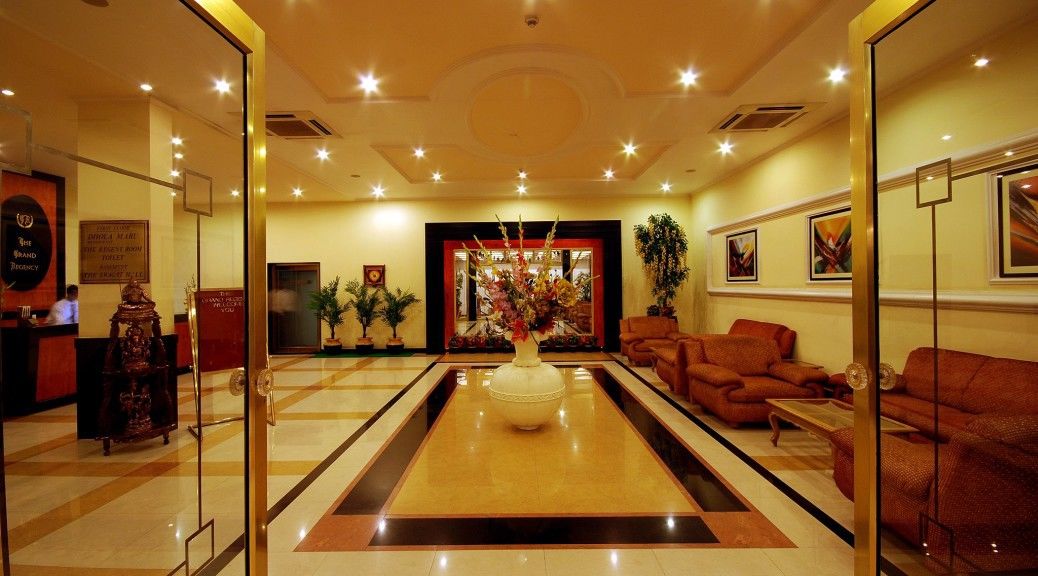 The Grand Regency Hotel Райкот Екстериор снимка